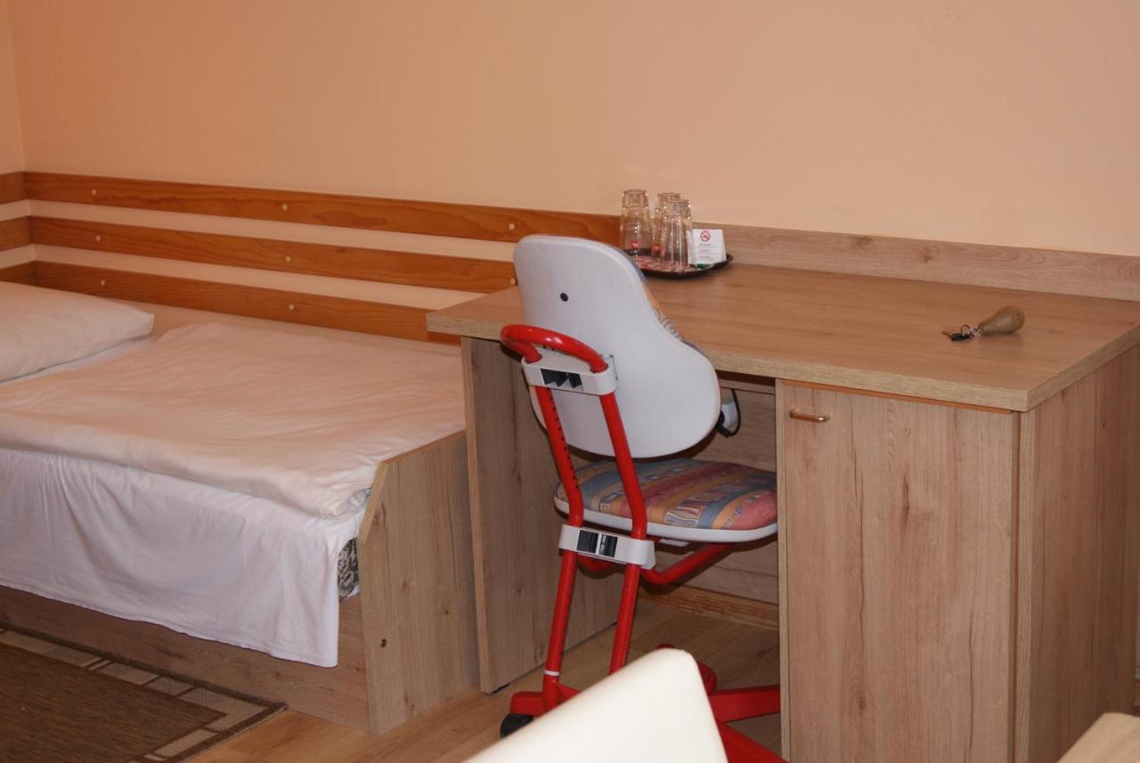 Hotel Alga ウストカ エクステリア 写真