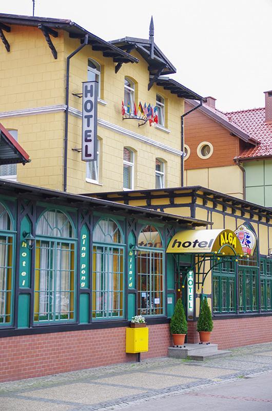 Hotel Alga ウストカ エクステリア 写真